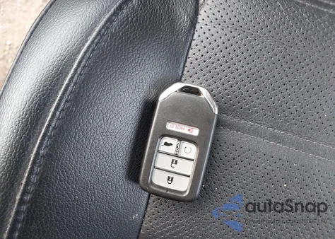 2021 Honda Cr-V Hybrid Touring z USA, uszkodzony, nr VIN 7FART6H96ME001993